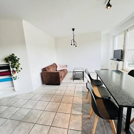 Zentrales Grosszuegiges Apartment Mit Dachterrasse! Bochum Luaran gambar